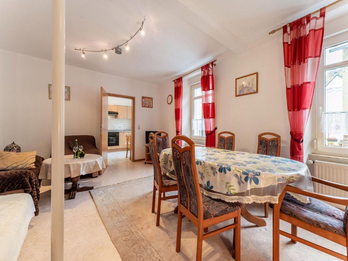 Comfortable Apartment in Ediger Eller Eifel near Town Centre Sankt Aldegund Exterior foto