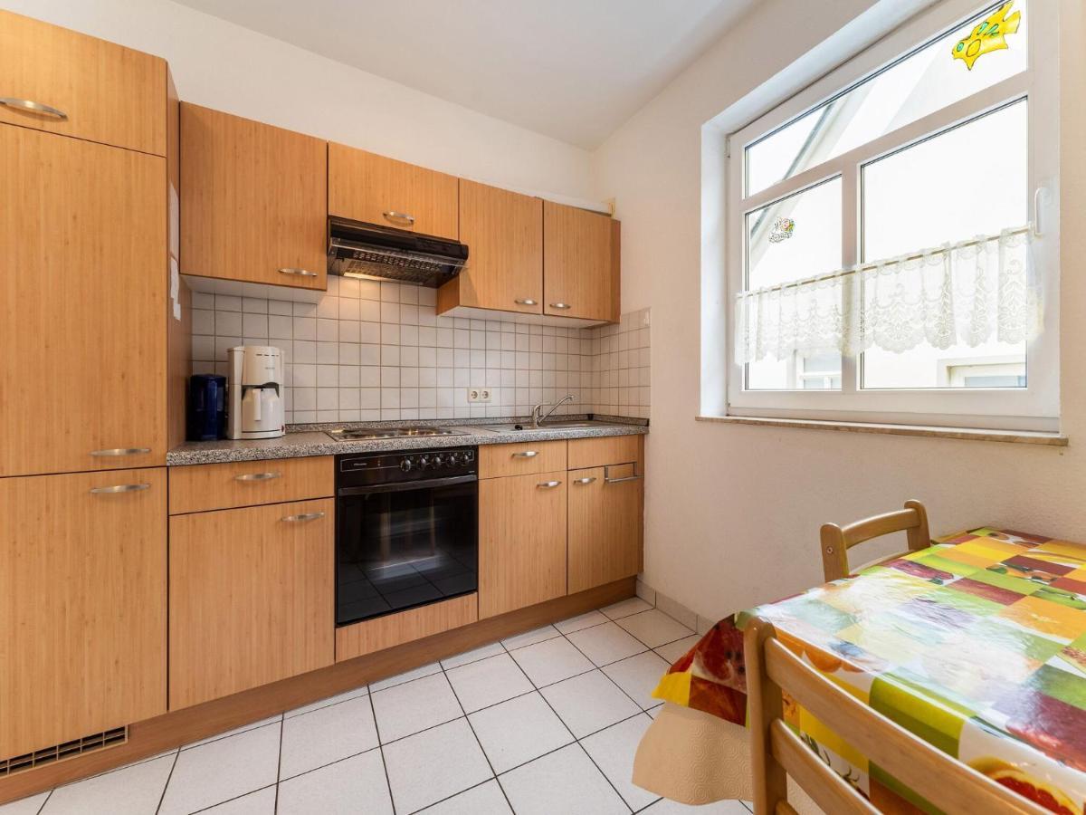 Comfortable Apartment in Ediger Eller Eifel near Town Centre Sankt Aldegund Exterior foto