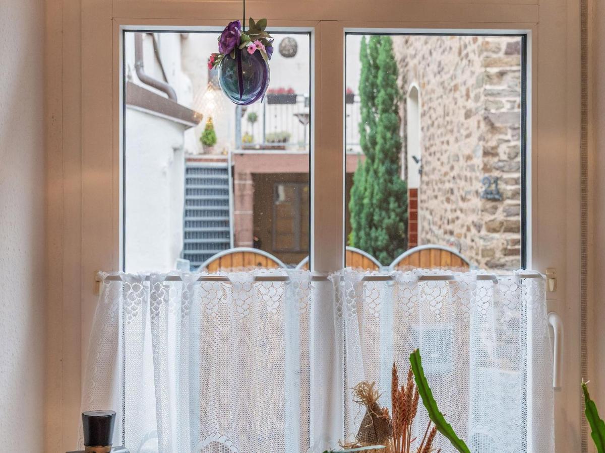 Comfortable Apartment in Ediger Eller Eifel near Town Centre Sankt Aldegund Exterior foto